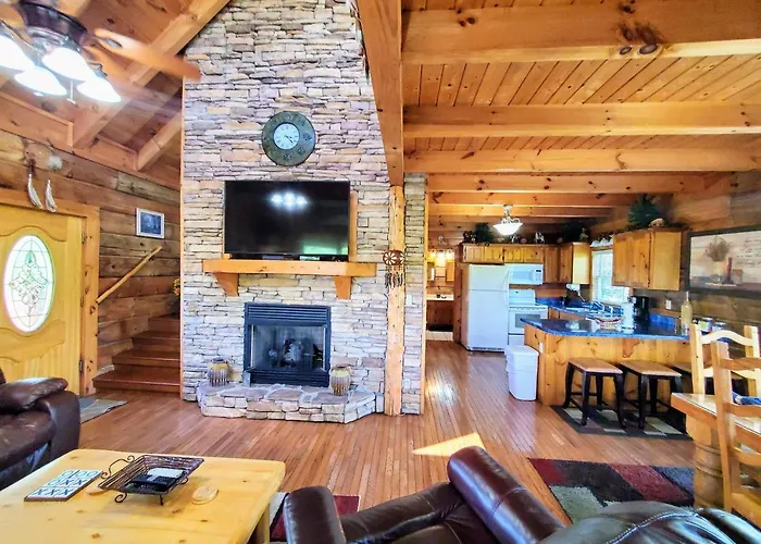 Free Daily Tickets-Soaring Eagle Family Cabin W Resort Pool Pigeon Forge